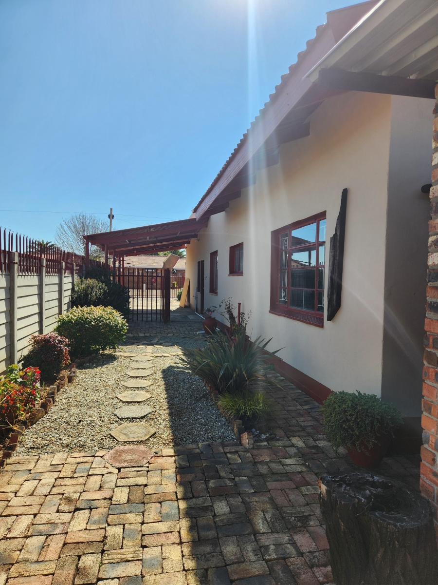 7 Bedroom Property for Sale in Hennenman Free State